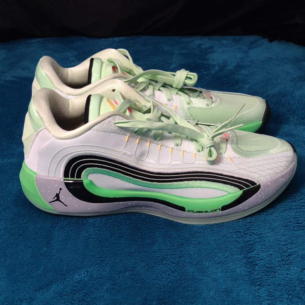 Air Jordan Low Top Sneakers in Mint Green & White